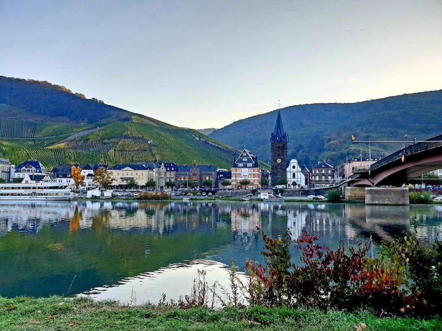 Deluxe 3-Rooms River View, Bernkastel-Kues Exteriör bild