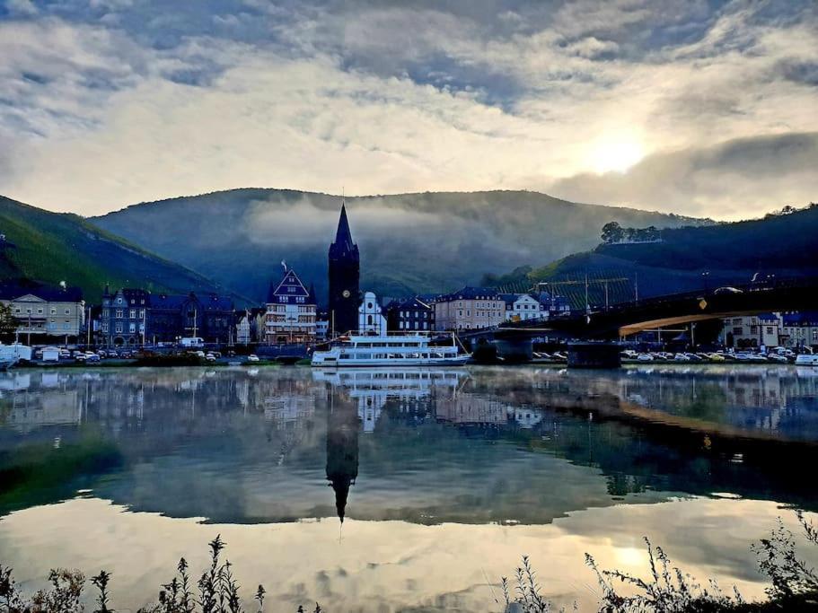Deluxe 3-Rooms River View, Bernkastel-Kues Exteriör bild
